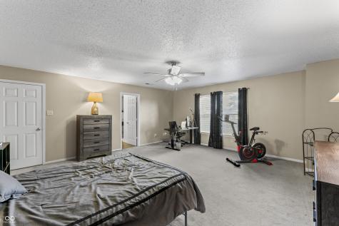 6911 Woodland Heights Drive Avon IN 46123