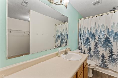 6911 Woodland Heights Drive Avon IN 46123