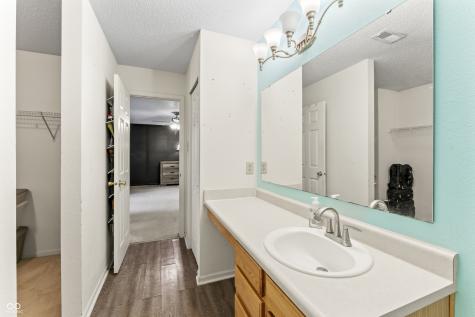 6911 Woodland Heights Drive Avon IN 46123