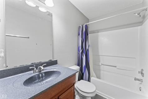 6911 Woodland Heights Drive Avon IN 46123