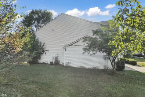 6911 Woodland Heights Drive Avon IN 46123