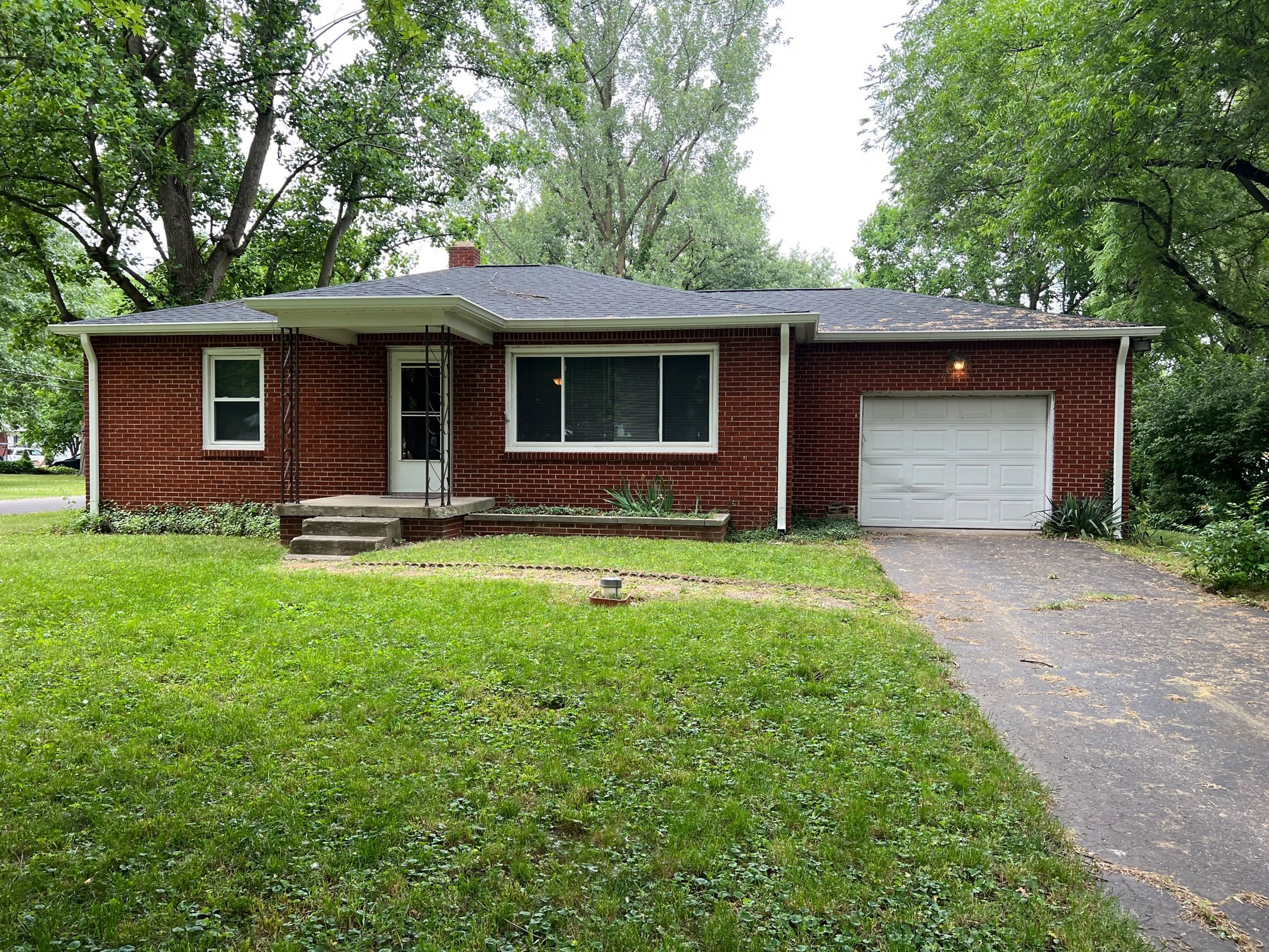 3222 E 48th Street Indianapolis IN 46205