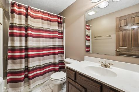 7567 Meadow Violet Court Avon IN 46123