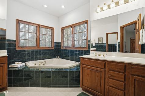 7567 Meadow Violet Court Avon IN 46123