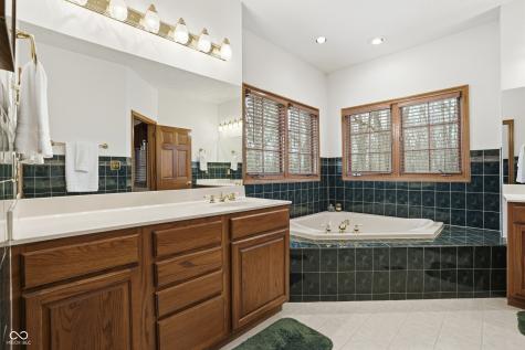 7567 Meadow Violet Court Avon IN 46123