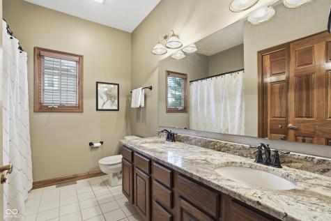 7567 Meadow Violet Court Avon IN 46123
