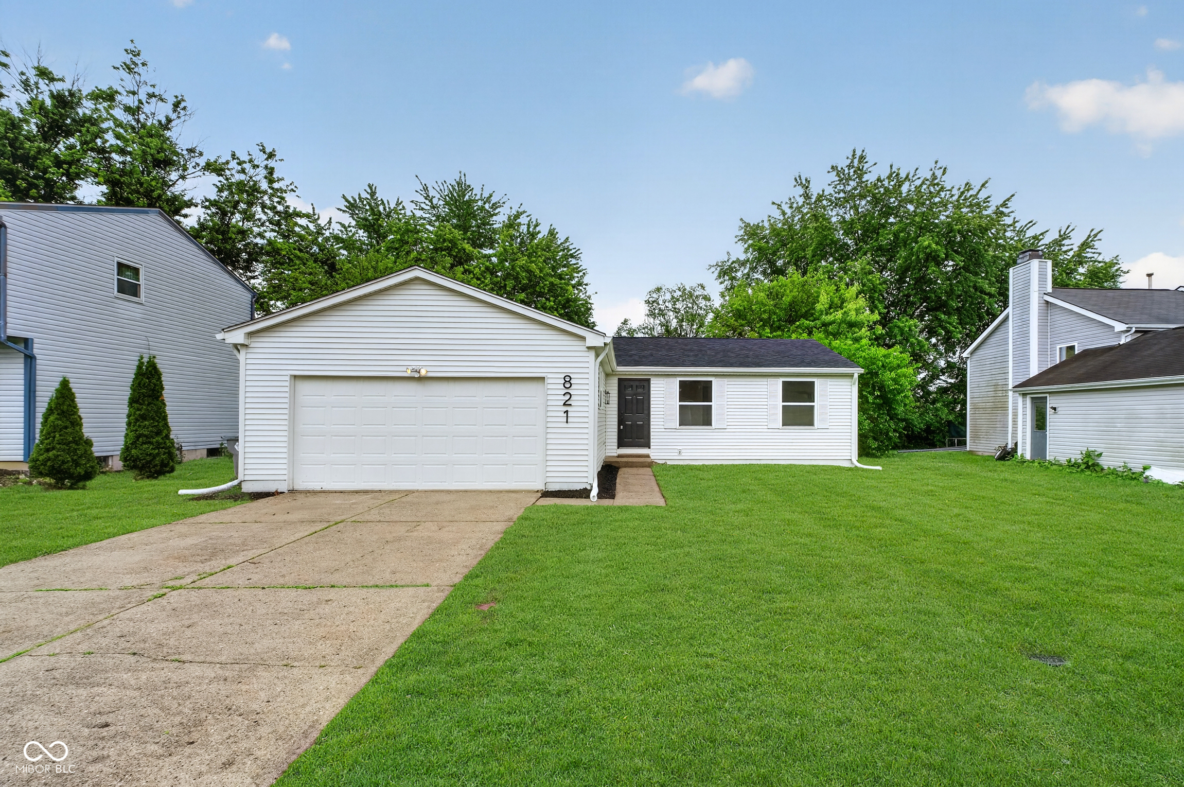 821 Coolee Lane Indianapolis IN 46229