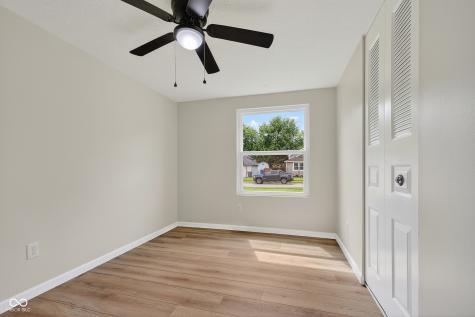 821 Coolee Lane Indianapolis IN 46229