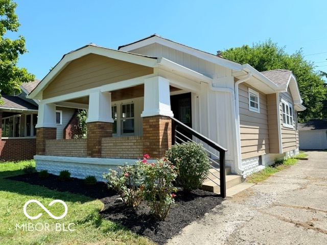 819 N Chester Avenue Indianapolis IN 46201