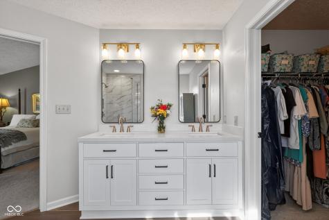10928 Echo Grove Circle Indianapolis IN 46236