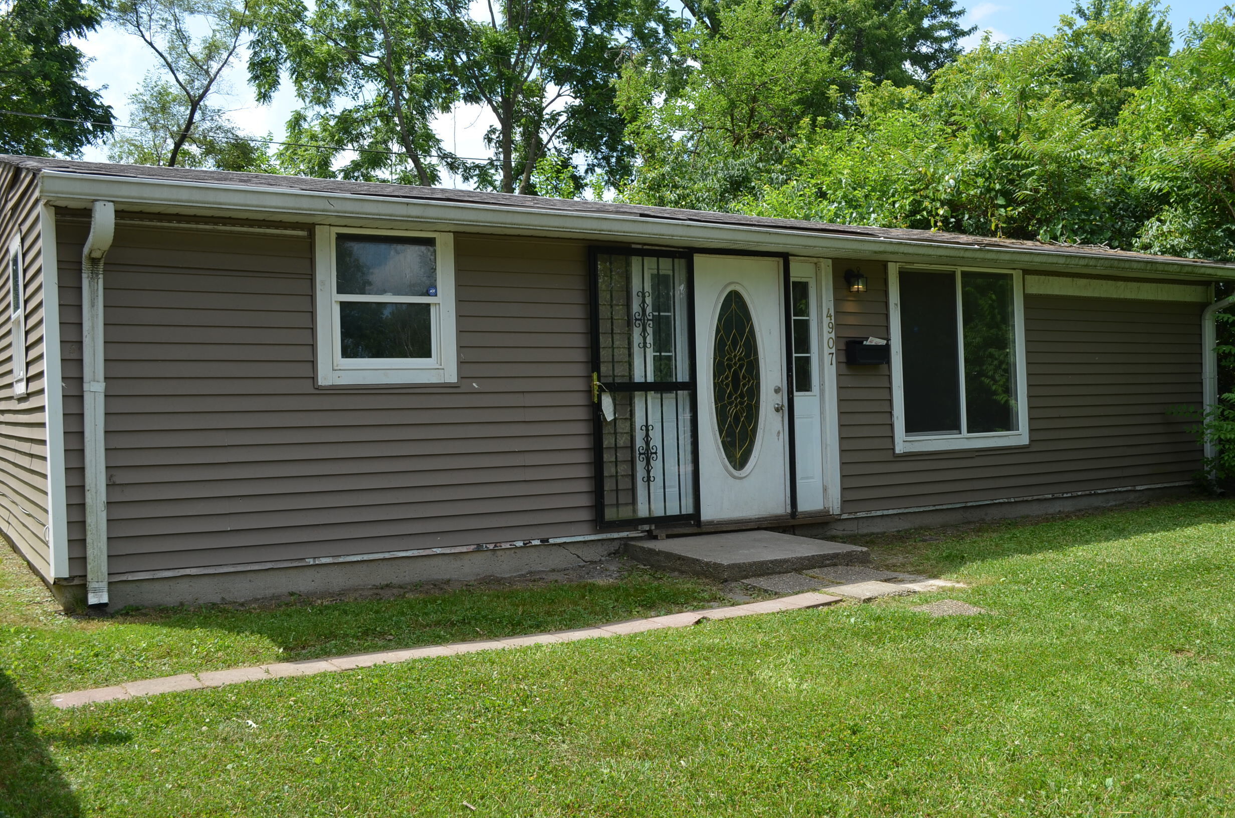 4907 Ribble Road Indianapolis IN 46218