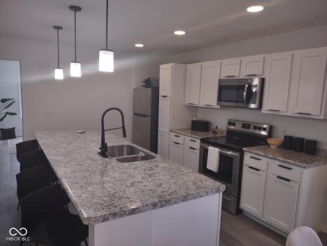 736 Edgemont Avenue Indianapolis IN 46208