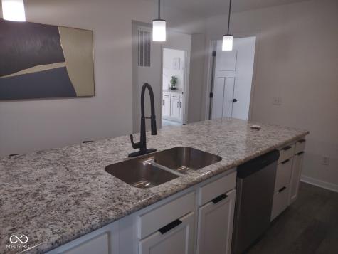 736 Edgemont Avenue Indianapolis IN 46208