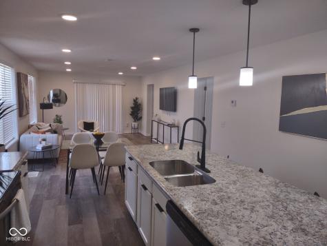 736 Edgemont Avenue Indianapolis IN 46208
