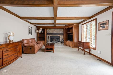 3818 S Creekside Drive New Palestine IN 46163