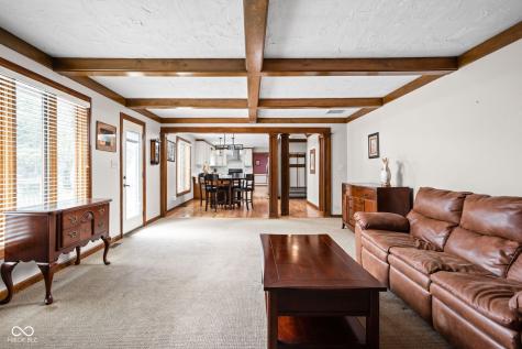 3818 S Creekside Drive New Palestine IN 46163