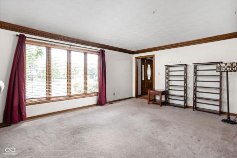 3818 S Creekside Drive New Palestine IN 46163