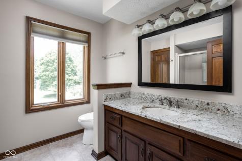 3818 S Creekside Drive New Palestine IN 46163