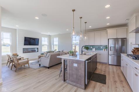7441 Peristyle Lane Mccordsville IN 46055