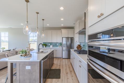 7441 Peristyle Lane Mccordsville IN 46055