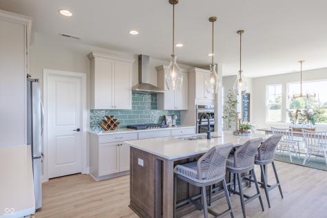 7441 Peristyle Lane Mccordsville IN 46055