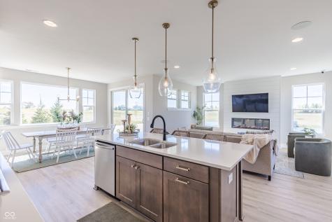 7441 Peristyle Lane Mccordsville IN 46055