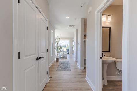 7441 Peristyle Lane Mccordsville IN 46055