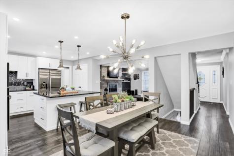 715 Queenswood Drive Indianapolis IN 46217