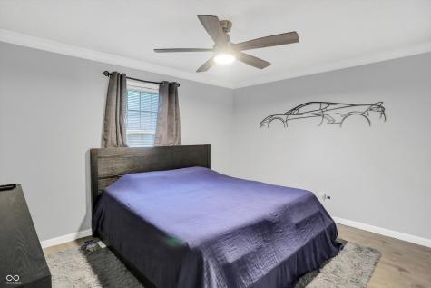 715 Queenswood Drive Indianapolis IN 46217