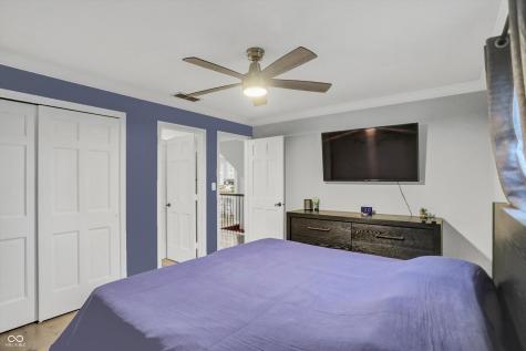 715 Queenswood Drive Indianapolis IN 46217