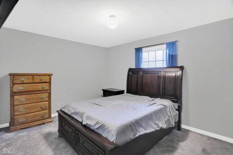 715 Queenswood Drive Indianapolis IN 46217