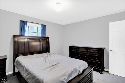 715 Queenswood Drive Indianapolis IN 46217