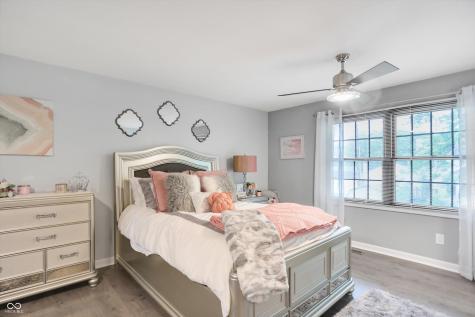 715 Queenswood Drive Indianapolis IN 46217
