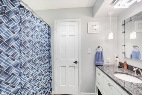 715 Queenswood Drive Indianapolis IN 46217