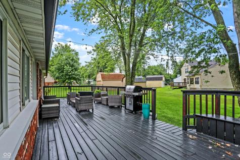 715 Queenswood Drive Indianapolis IN 46217