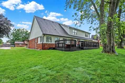715 Queenswood Drive Indianapolis IN 46217