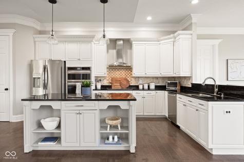 1870 Blore Heath Carmel IN 46032