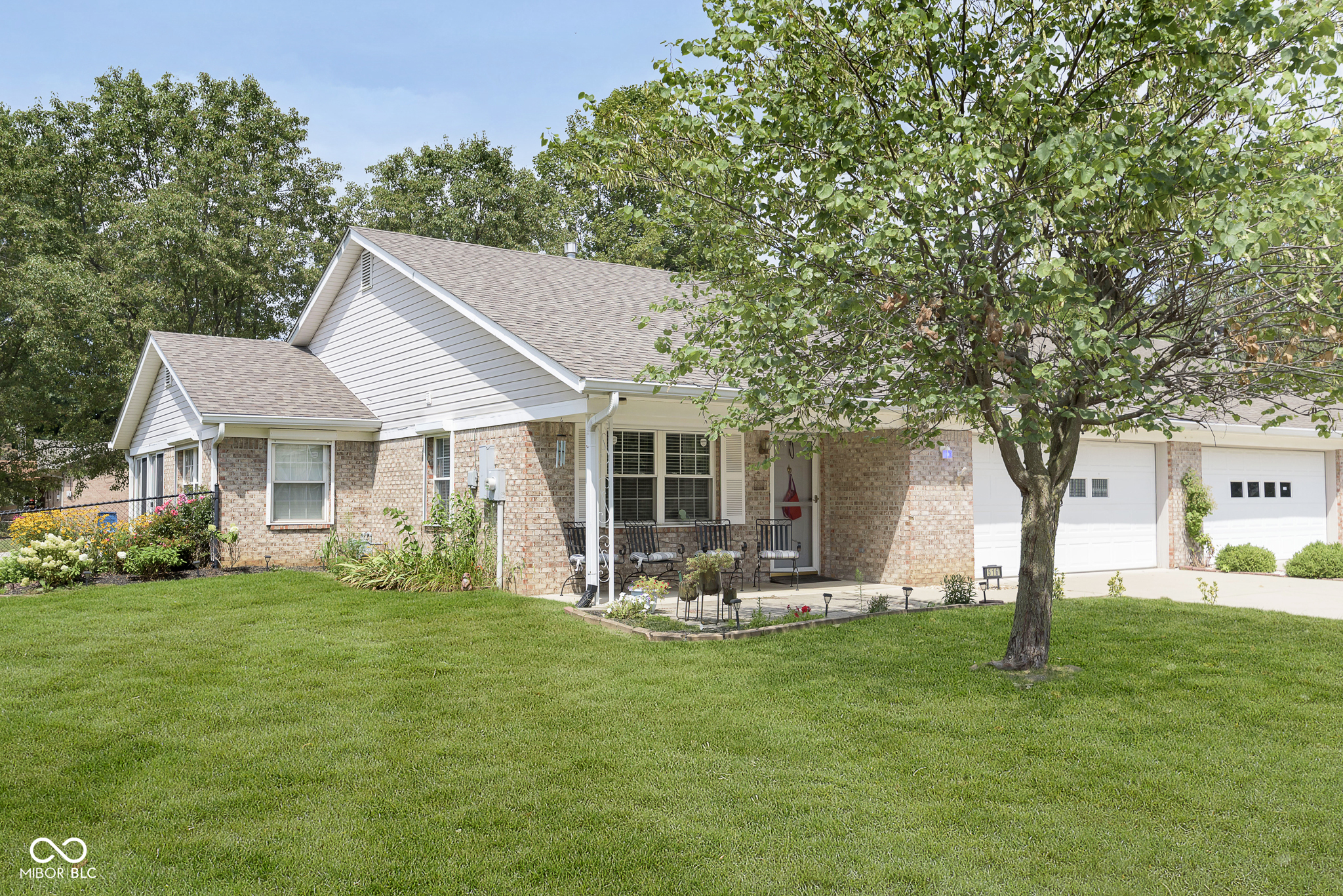 516 Cresthaven Drive Indianapolis IN 46217
