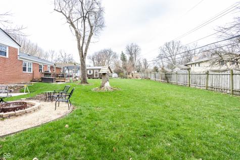 7432 Glenview Drive W Indianapolis IN 46250