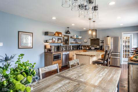7432 Glenview Drive W Indianapolis IN 46250