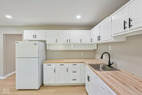 1412 Wolf Court Indianapolis IN 46229