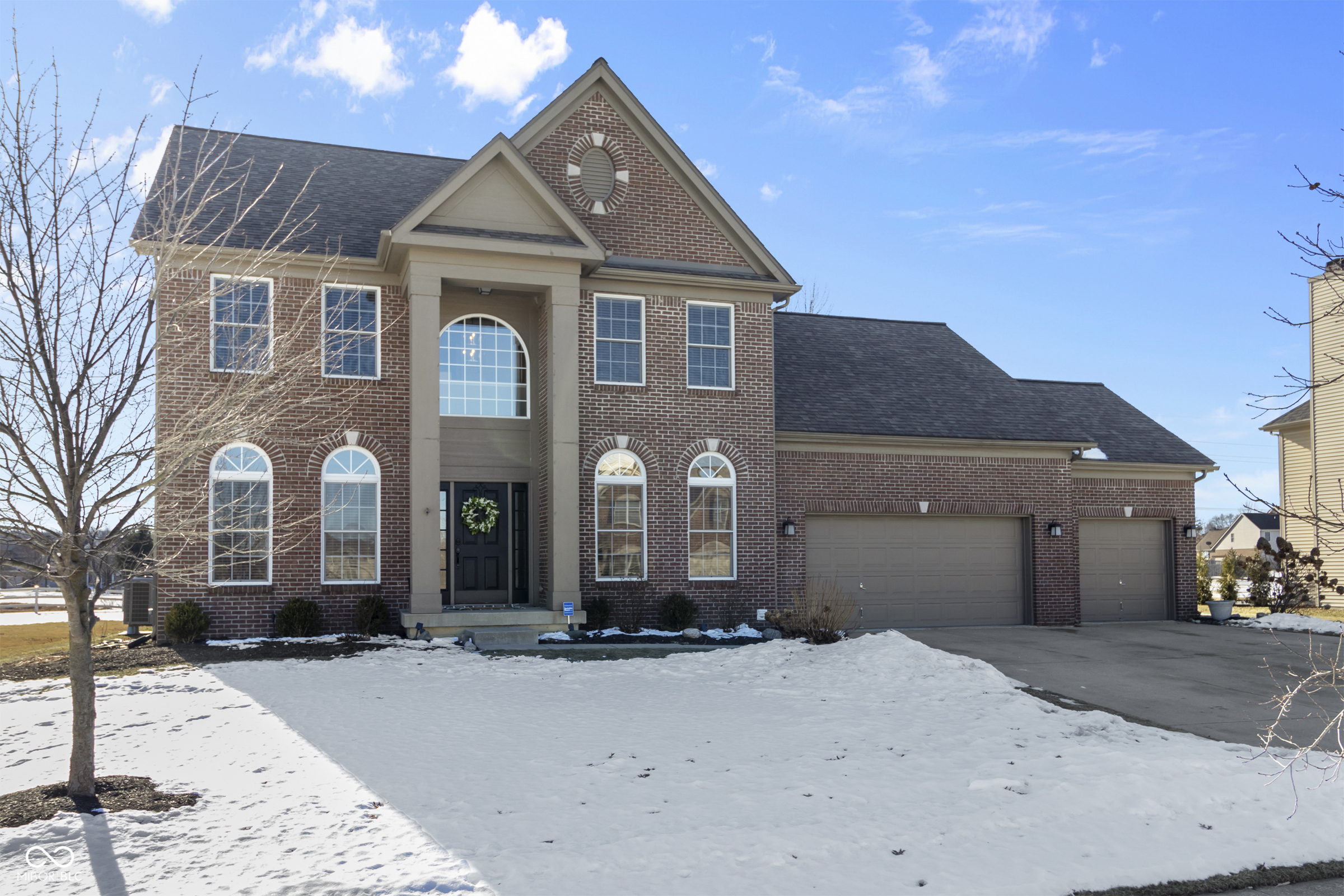 8841 Weather Stone Crossing Zionsville IN 46077
