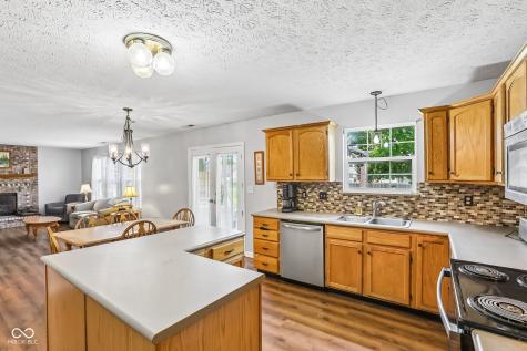 7156 History Court Indianapolis IN 46239