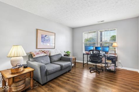 7156 History Court Indianapolis IN 46239