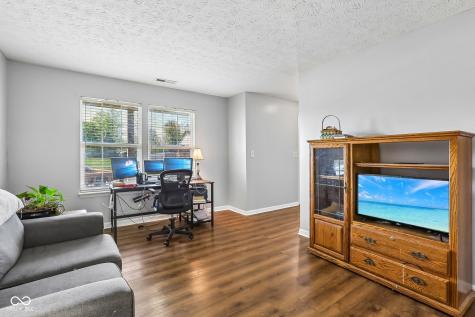 7156 History Court Indianapolis IN 46239