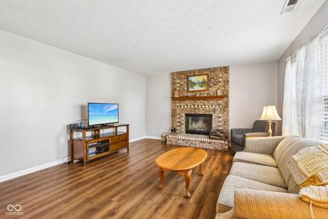 7156 History Court Indianapolis IN 46239
