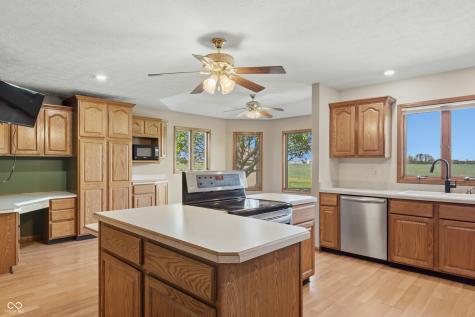 5577 N Beech Tree Drive Greenfield IN 46140