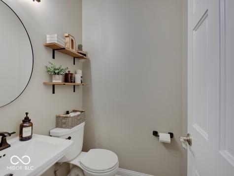 1722 Woodcroft Court Greenwood IN 46143