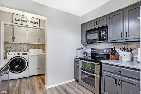 8046 Meadow Lane Indianapolis IN 46227