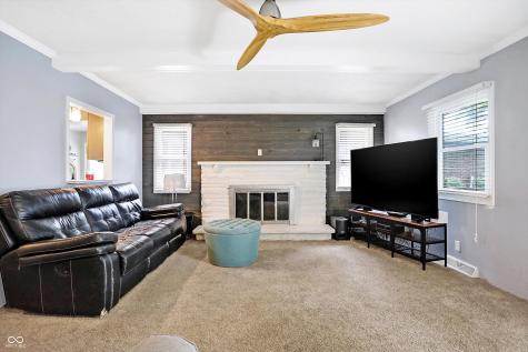 8046 Meadow Lane Indianapolis IN 46227